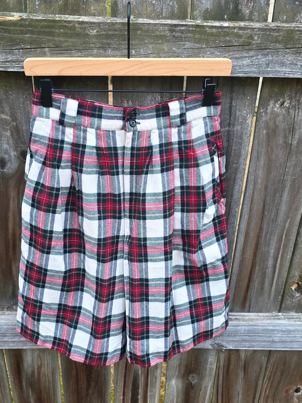 Vintage Wool Plaid Pleated Shorts Womens 10 Tartan High Waist Preppy Golf - Picture 5 of 15